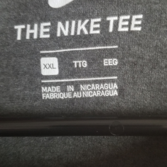 Men Nike Tshirt XXL Charcoal Red Swish - Picture 2 of 3